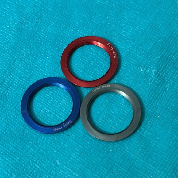 New GUCCI Bangle style Watch & Lots of New Bezels - Picture 8 of 11